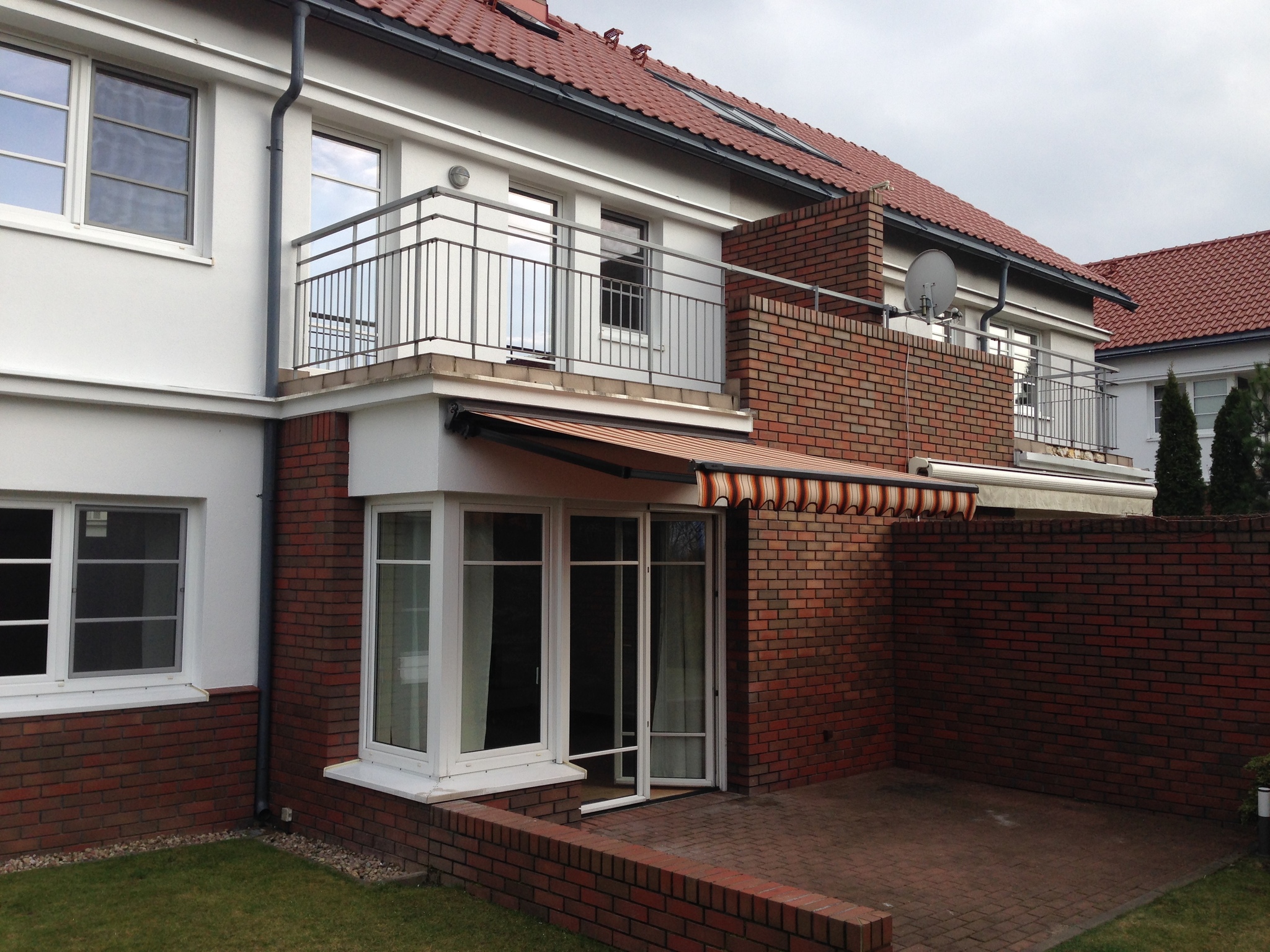 Dom na sprzedaż, Piaseczyński Konstancin-Jeziorna Bielawa, ul. Berezowskiej 111911980