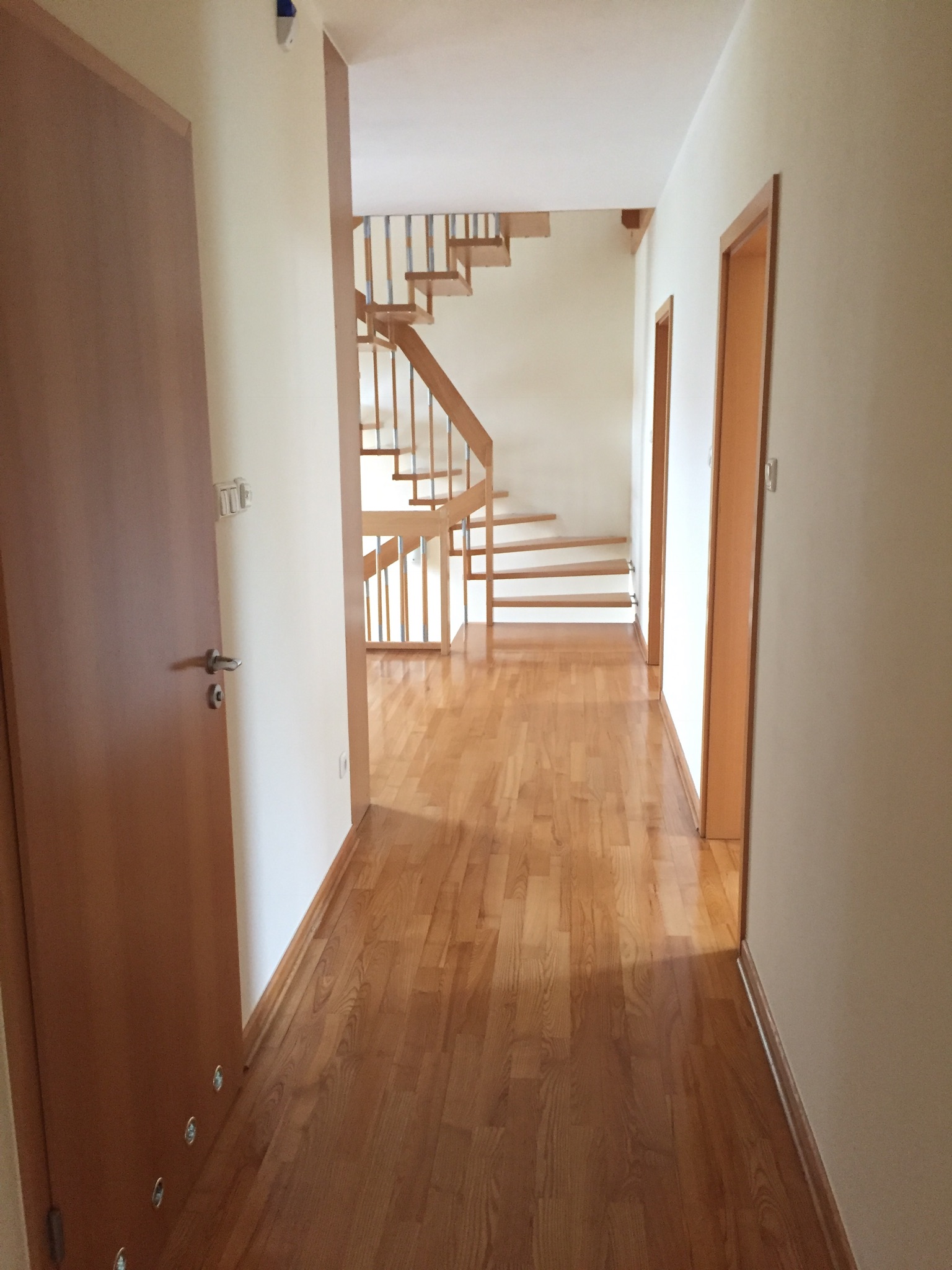 Dom na sprzedaż, Piaseczyński Konstancin-Jeziorna Bielawa, ul. Berezowskiej 111912005