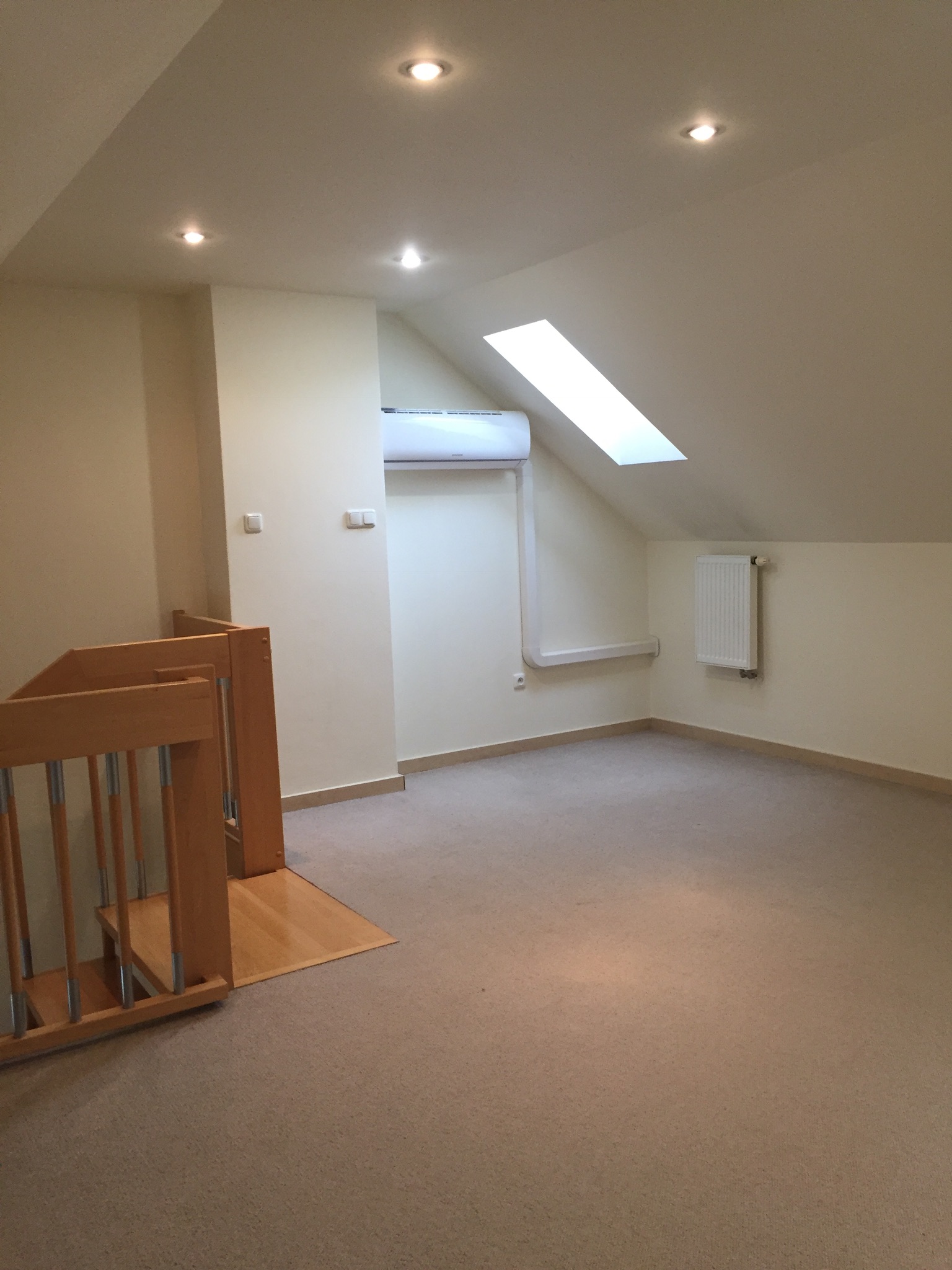 Dom na sprzedaż, Piaseczyński Konstancin-Jeziorna Bielawa, ul. Berezowskiej 111912009